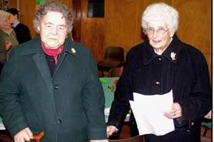 Gladys Morris and Ivy Lythe in 2006